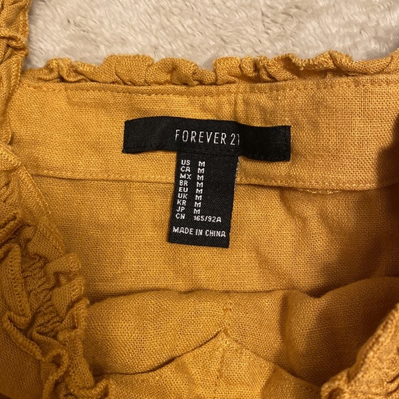 🌻 Adorable Yellow Dress 🌻 - Picture 3 of 7